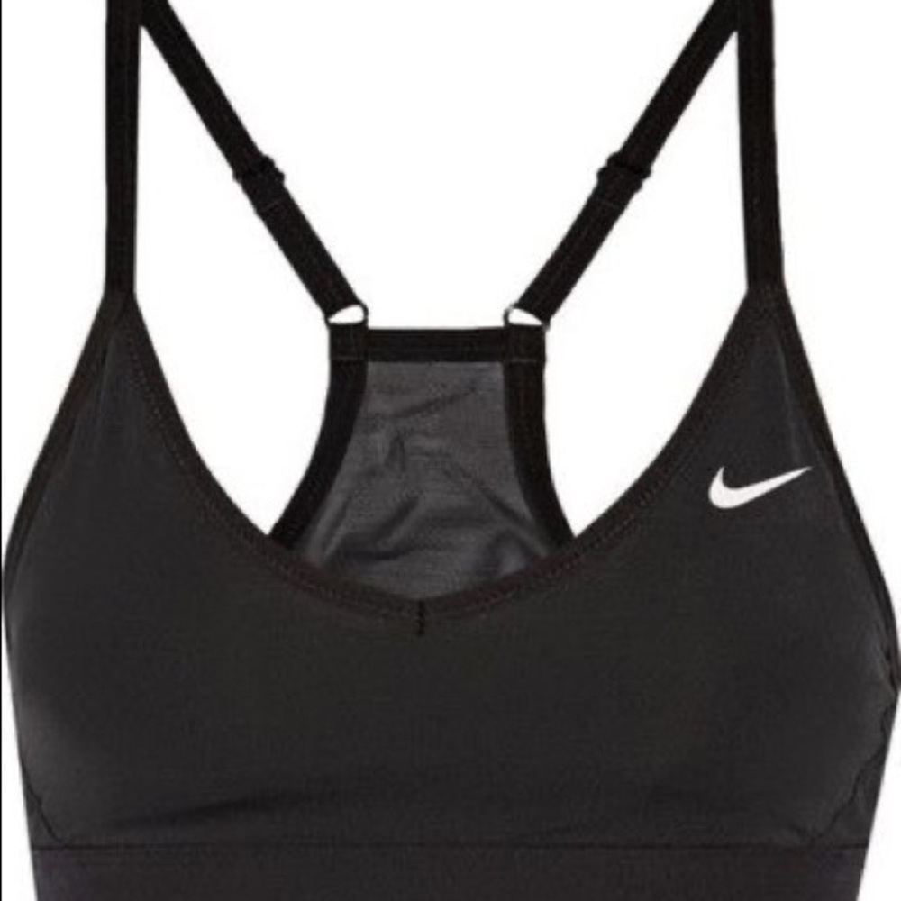 Black sports bra